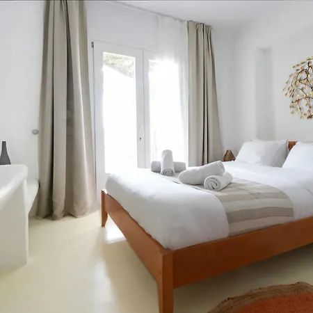 Super Two In Villa Super Paradise Beach (Mykonos)