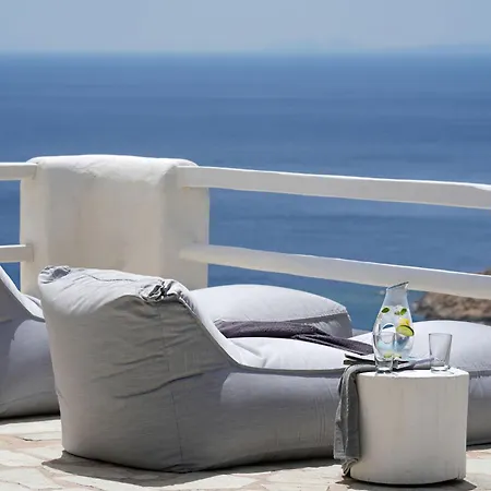 Super Two In Super Paradise Beach (Mykonos)